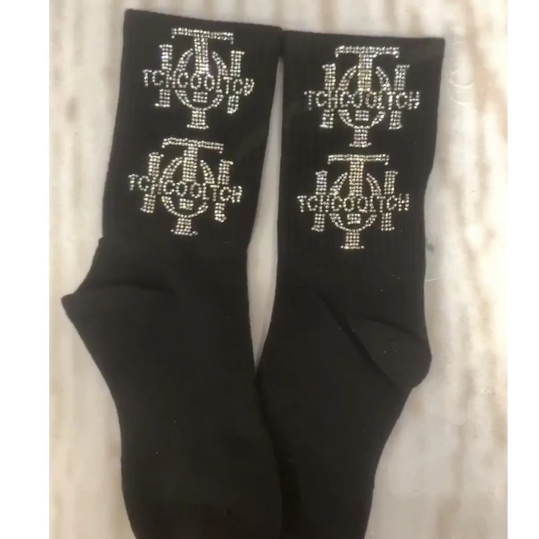 TCH服饰店播-潮牌运动字母袖标复古风中筒袜T72C55E5032