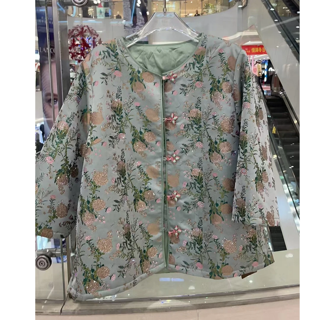 TCH服饰店播-潮牌烫金圈绣花结扣江南烟雨外套女T72C276003