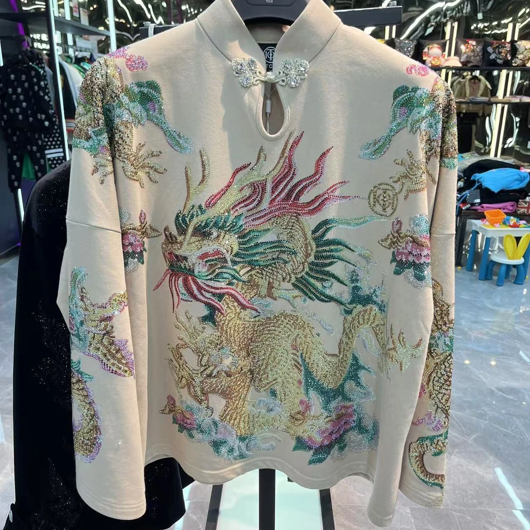 TCH服饰店播-潮牌时尚流行新中式国风神龙吉祥上衣女T72C116079