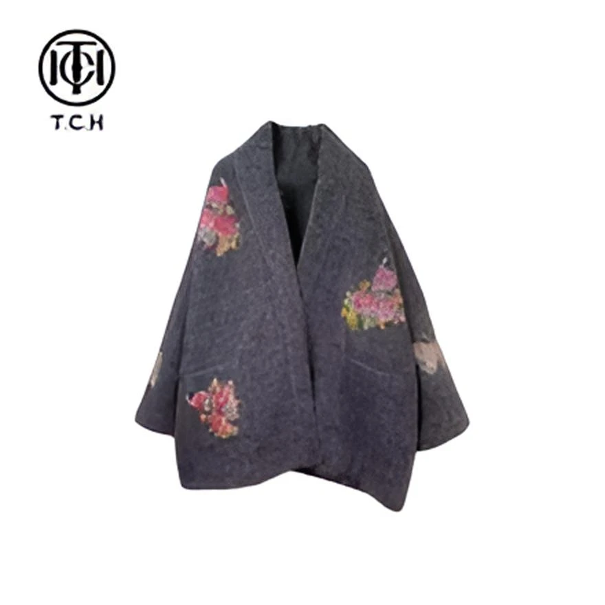 TCH服饰店播-潮牌字母绣花高奢大衣女T72D286016