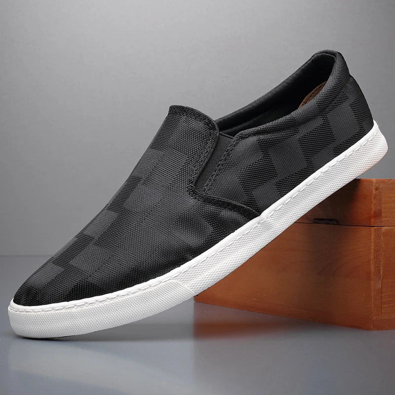 格子帆布鞋男款秋季透气男鞋休闲鞋男士板鞋潮流布鞋一脚蹬20114B