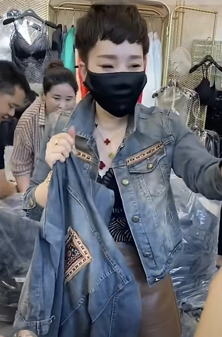 复古弹力牛仔外套