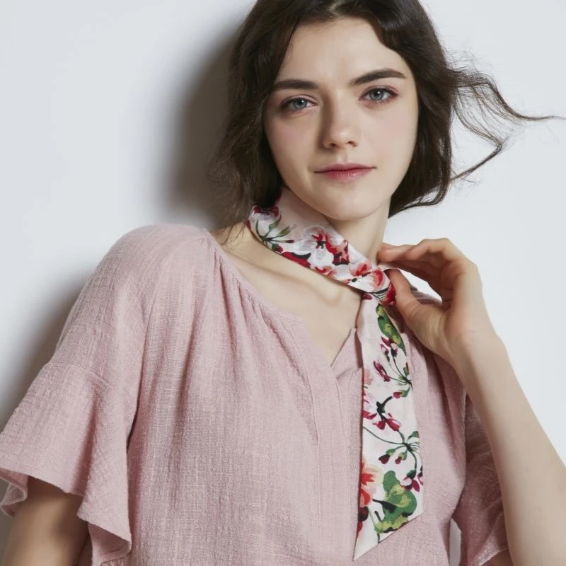 女式竹节棉镂空设计感短袖