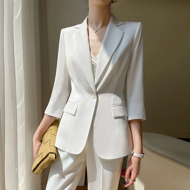 盈彩倩白色西装套装女气质女神范夏季薄款OL休闲气质职业西服外套