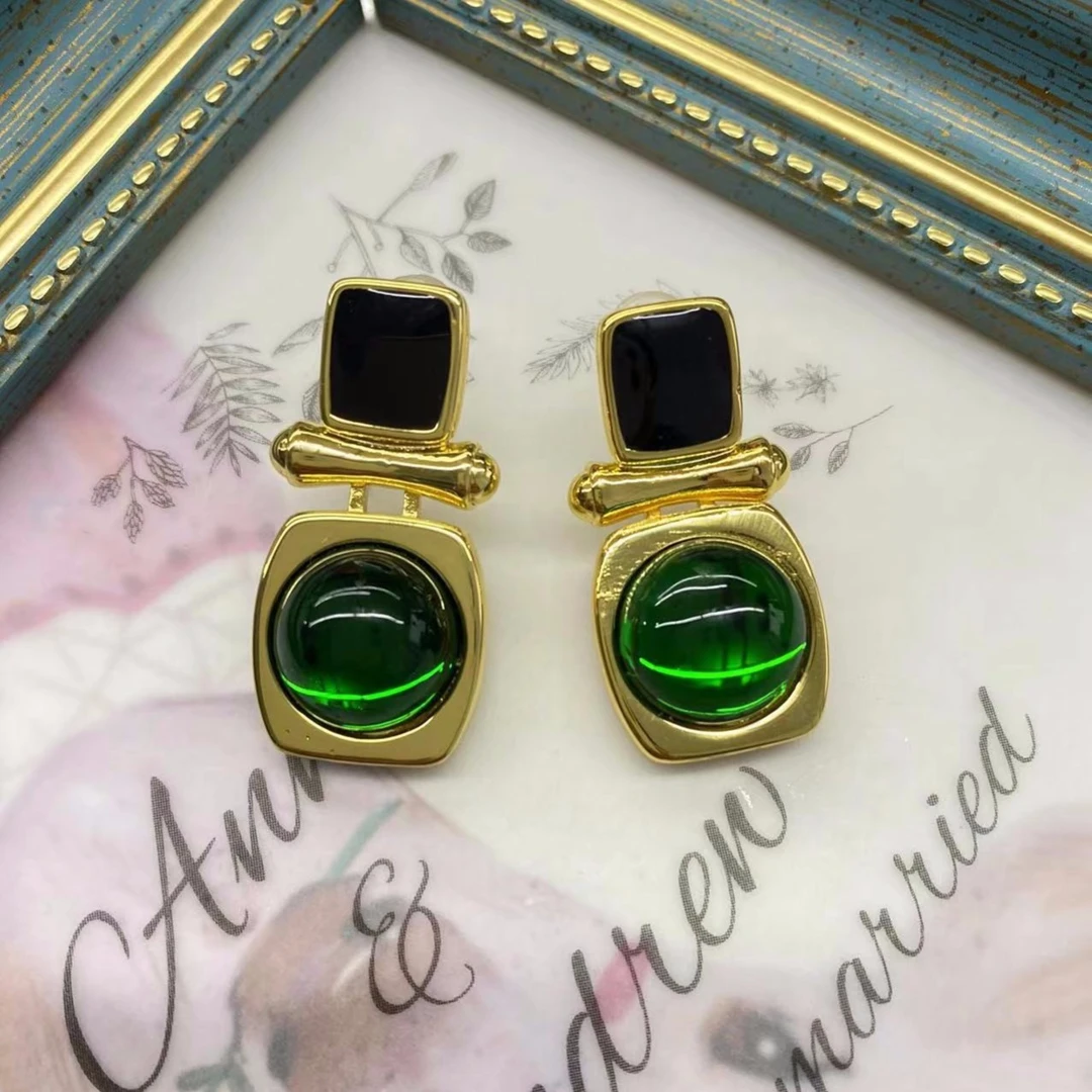 铜合金玻璃耳饰 艾森饰商务简约风琉璃耳钉