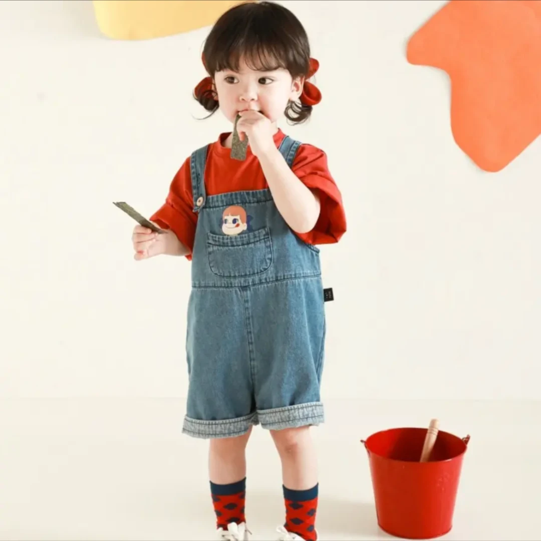 幼悠夏季洋气宽松夏装百搭牛仔背带裤不二家 X2940