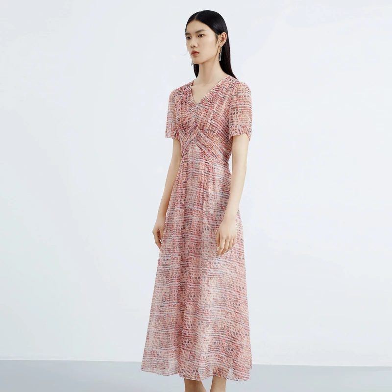 NEXY.CO/奈蔻休闲印花连衣裙度假风气质V领修身a字裙女XF04190A6