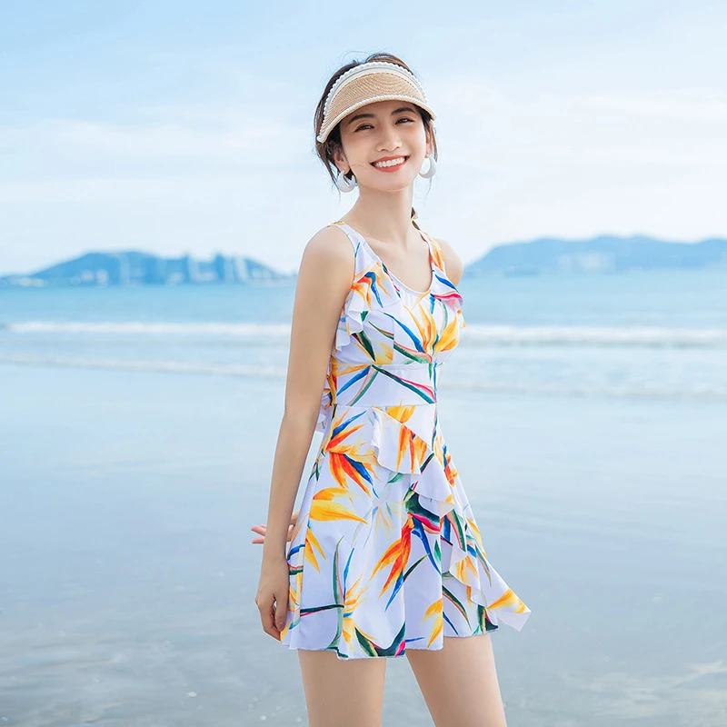 夏季新款小清新背带连体泳衣简约保守游泳衣女无袖一体泳裤平角裤