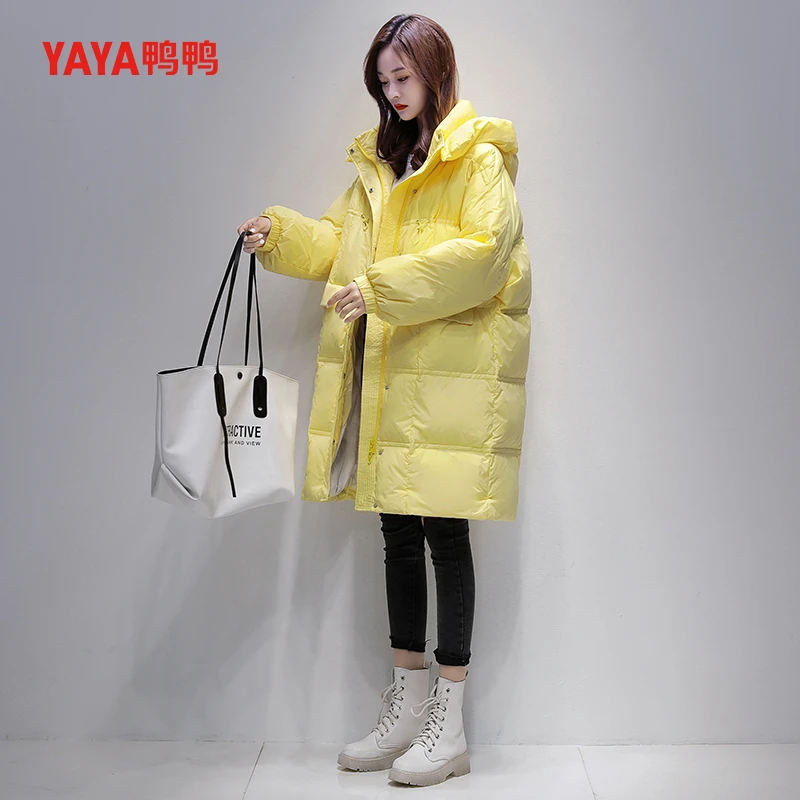 YAYA/鸭鸭新款羽绒服女冬时尚百搭连帽休闲保暖冬季外套过膝保暖