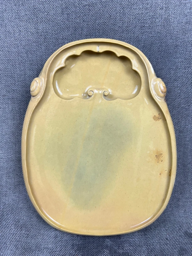 精品端砚《蝉砚》西山绿端，尺寸：18.8x7.4.8x3cm