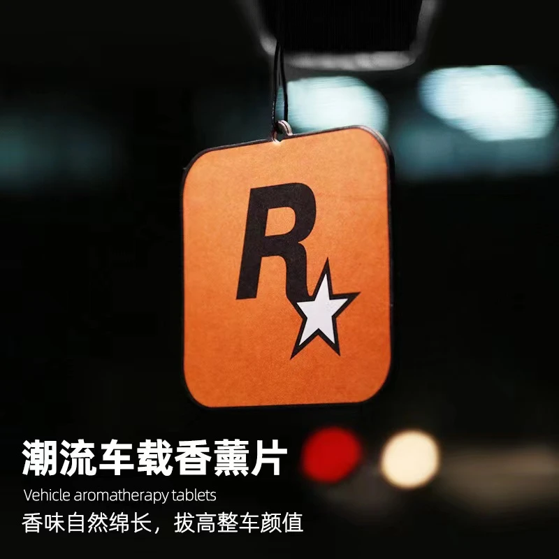 汽车香薰片挂件淡香空气清新剂车载内饰品创意除异味装饰香薰卡片