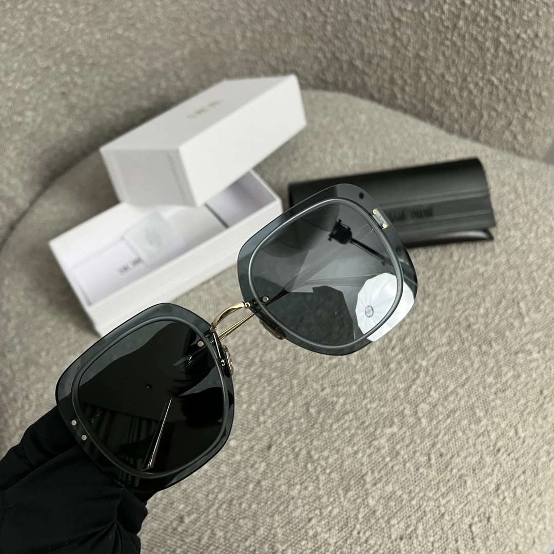 全新未使用 DIOR/迪奥 时尚舒适树脂合金秀款无框方框太阳眼镜