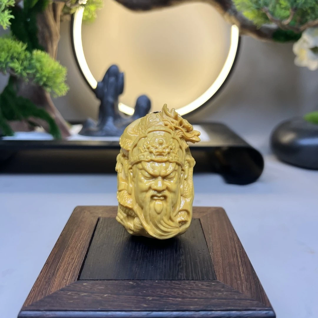 黄杨木关公手把件