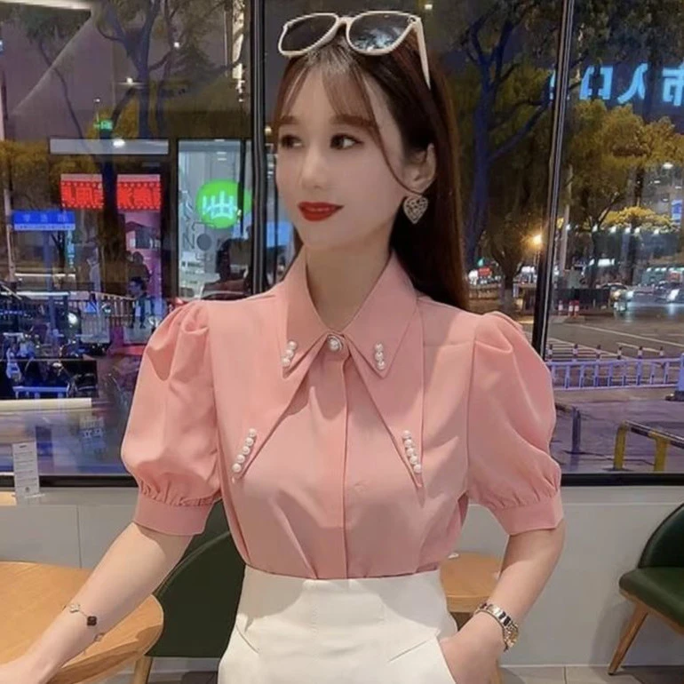 欧货小个子时尚衬衣女夏设计感减龄泡泡袖钉珠双尖领通勤衬衫显瘦