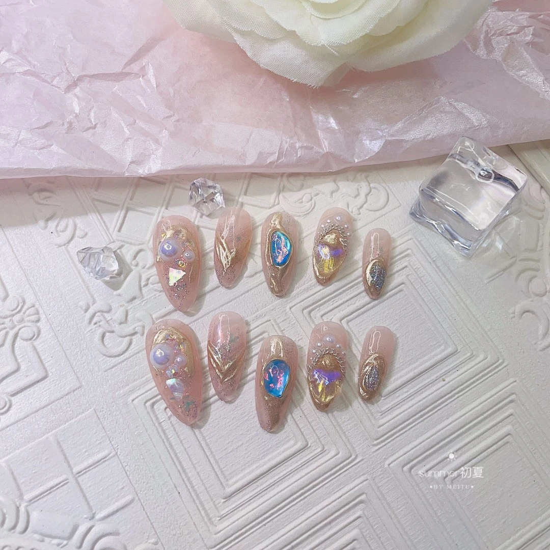 “富婆本婆”初夏纯手工定制穿戴甲-C74
