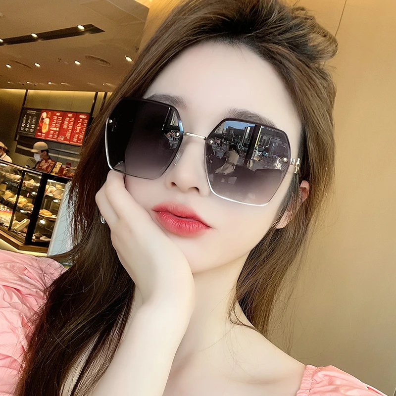 梁萧新款无边框大框圆脸大脸显瘦太阳镜女潮防紫外线防晒墨镜女夏