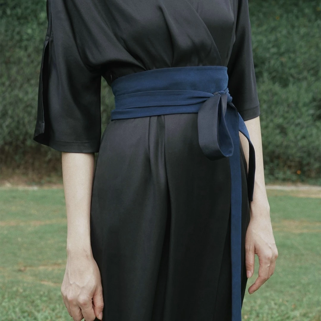 德玺见萩 香云纱腰封 A171A023