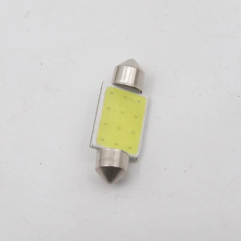 24V货车通用款双尖头灯泡驾驶室顶棚灯