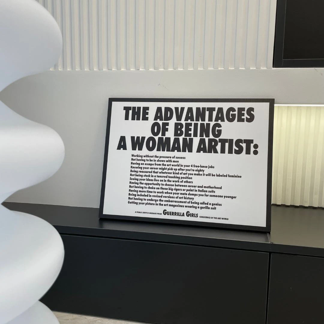 【烘焙精灵】学生文艺黑白风格一个女艺术家的独白简约黑色摆件摆画