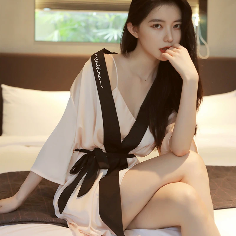 性感睡衣高级感女春秋夏季2025年新款冰丝吊带睡裙睡袍晨袍两件套