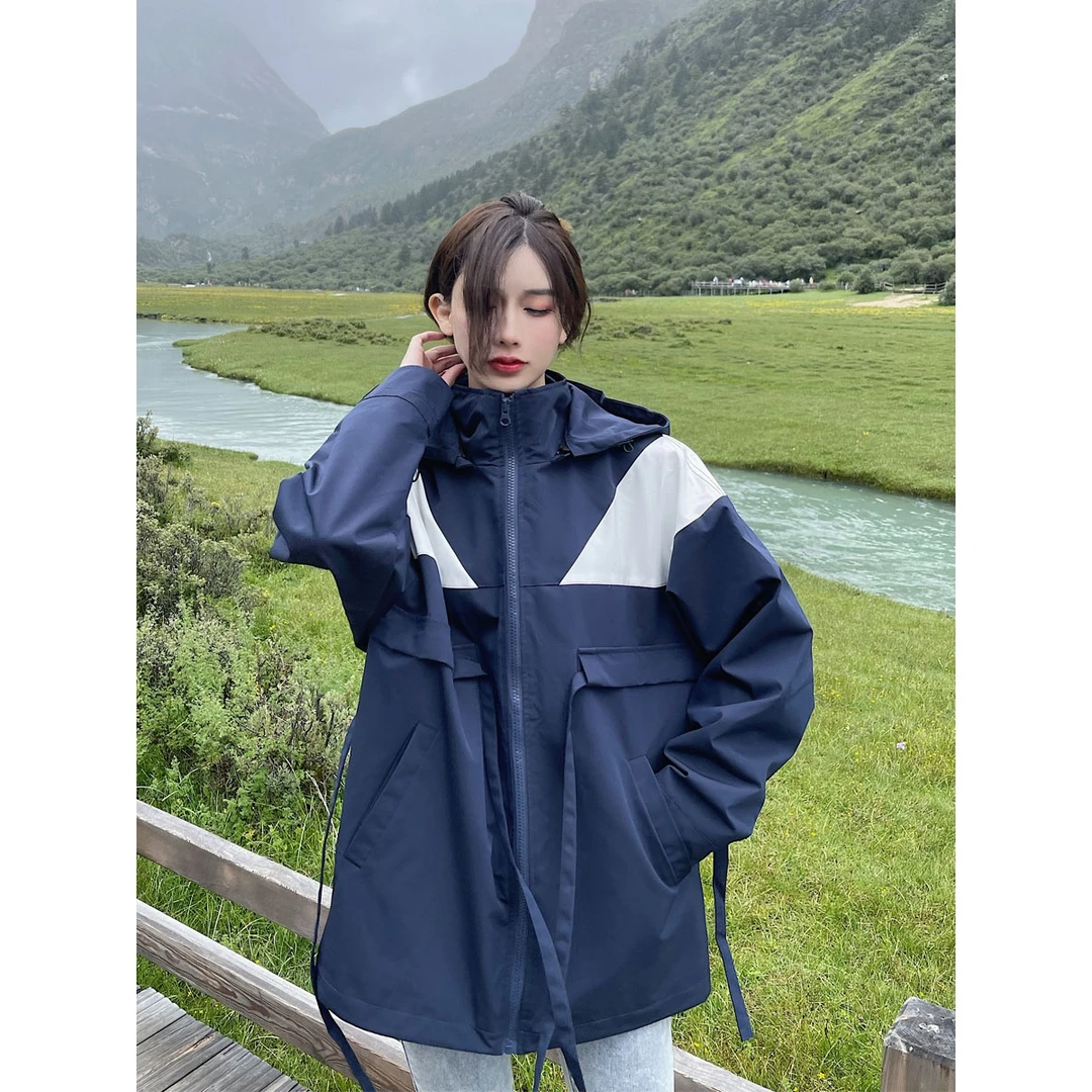 UhMu2022年新款冲锋衣女三合一加绒加厚可拆卸系带收腰户外登山服