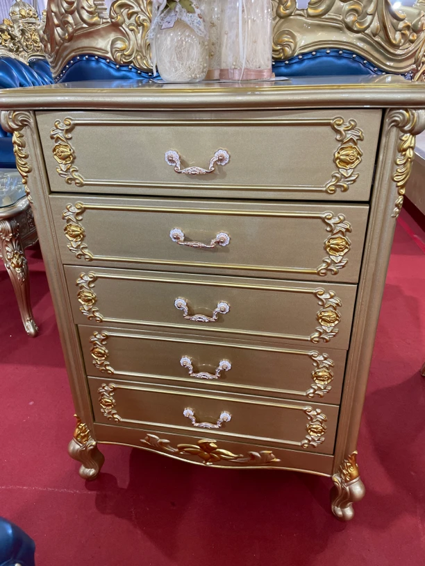 欧式出门金色五斗柜