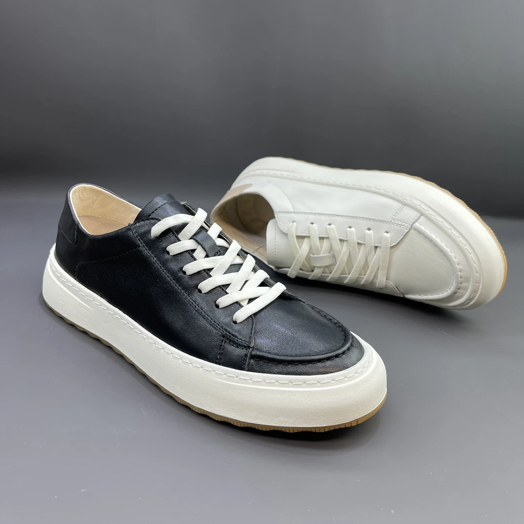 2025春夏休闲真皮男鞋时尚板鞋小白鞋软底软面冲孔透气舒适百搭轻