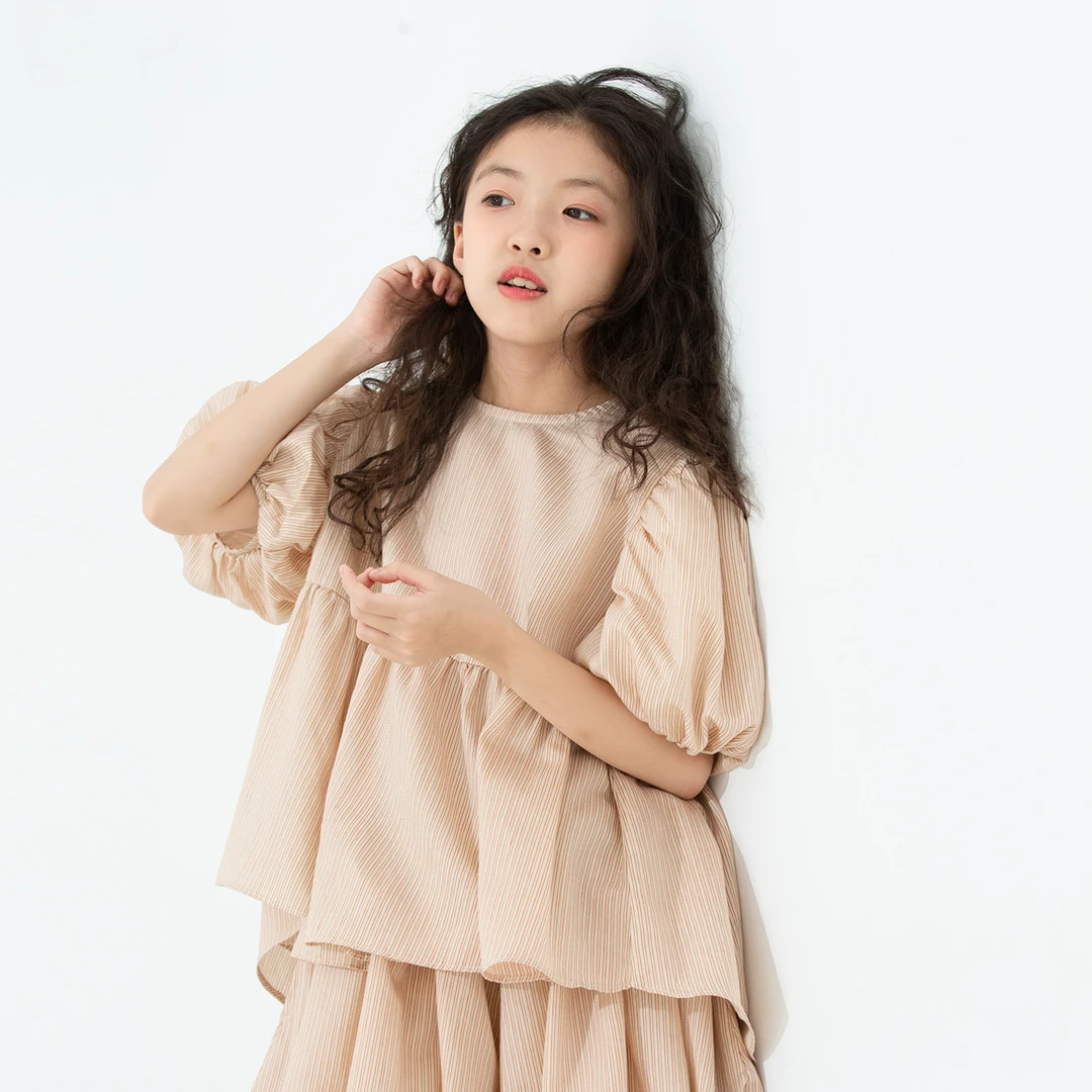 小小大星球时尚女童套装2022新款小众设计感泡泡袖复古风显瘦童装