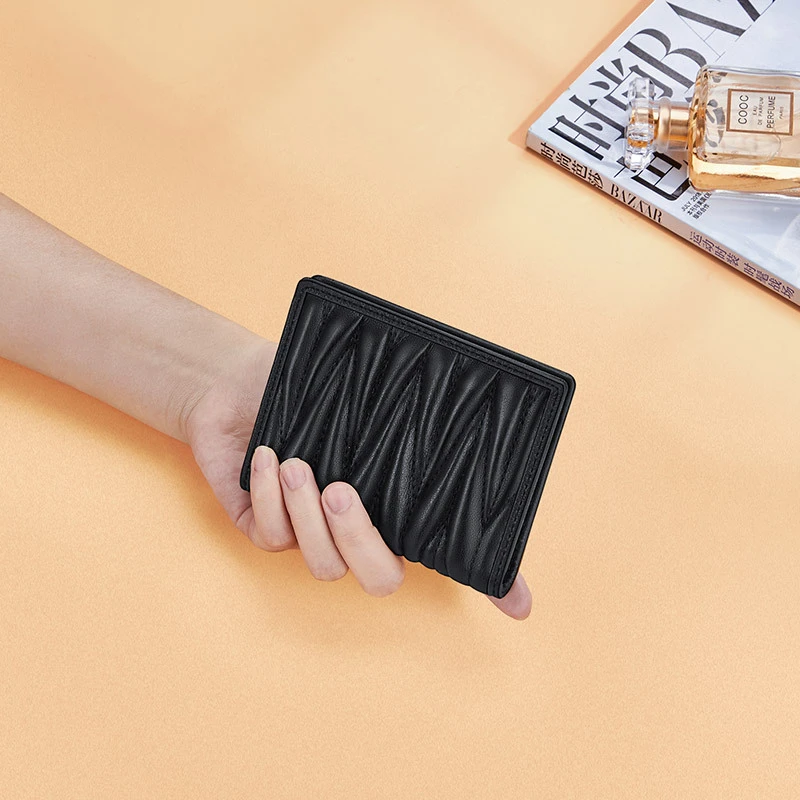 英皇保罗真皮钱包女小众设计新款爆款褶皱零钱包女小迷你卡包