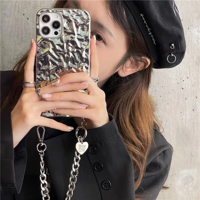 苹果15promax电镀银色褶皱短链条手机壳硅胶iPhone14Promax/13/12