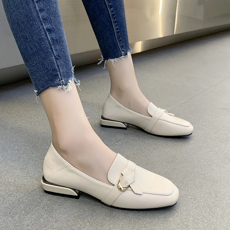 单鞋女2024年新款春秋季百搭低跟黑色软皮乐福鞋英伦风中跟小皮鞋