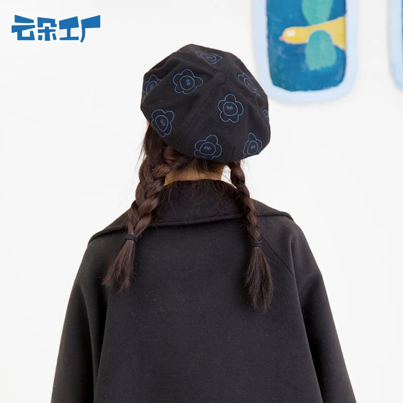 云朵工厂恐龙花朵贝雷帽新款时尚刺绣八角帽黑色复古画家帽秋冬女