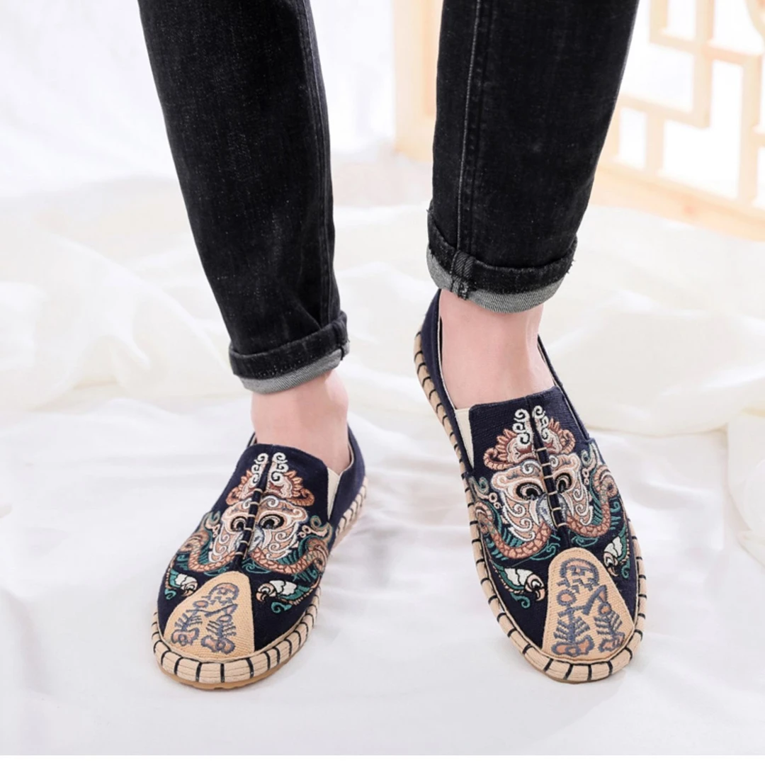 男士老北京布鞋刺绣舒适透气复古社会鞋