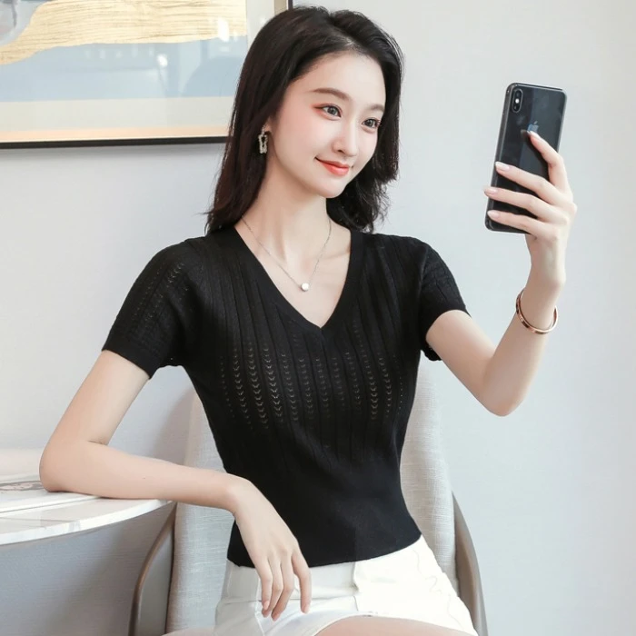 夏季新款洋气镂空V领冰丝针织衫女装时尚气质修身显瘦短袖t恤上衣