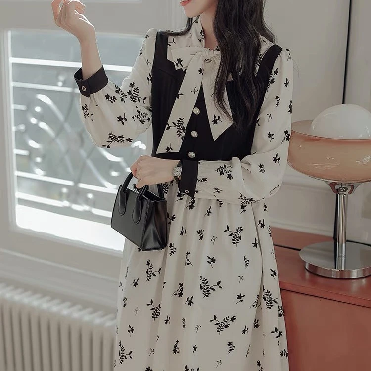236-240伍玥家品牌时尚精品女装