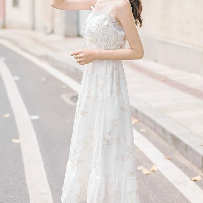 806-810伍玥家品牌时尚精品女装