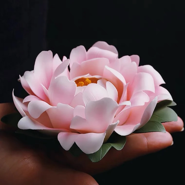 陶瓷手捏小牡丹摆件