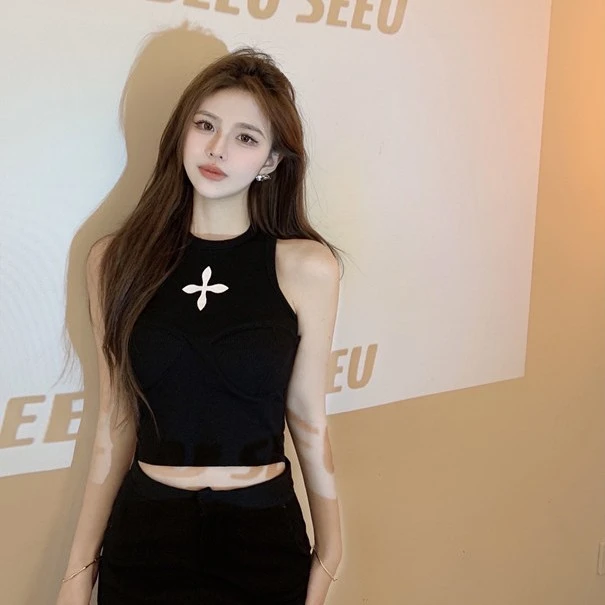 夏季新款美式辣妹圆领无袖带胸垫美背十字架显瘦甜酷短款背心上衣