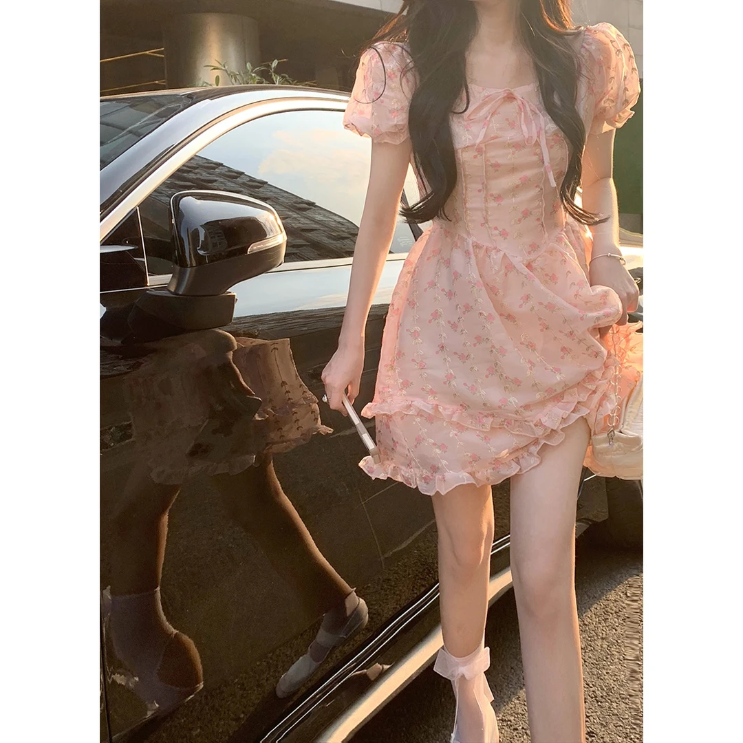 设计感小众初恋奶乖甜美碎花连衣裙女法式气质穿搭纯欲公主裙子夏