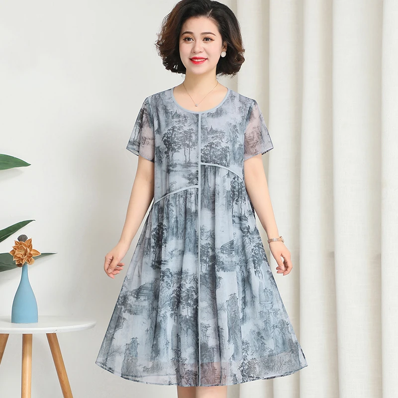 华太太衣裙女夏季新款洋气减龄胖妈妈修身收腰中老年雪纺裙子1592