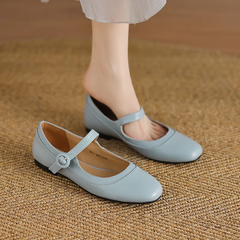 34-40码|1cm平跟|米白/蓝|陈摸鱼圆头浅口真皮简约玛丽珍单鞋女