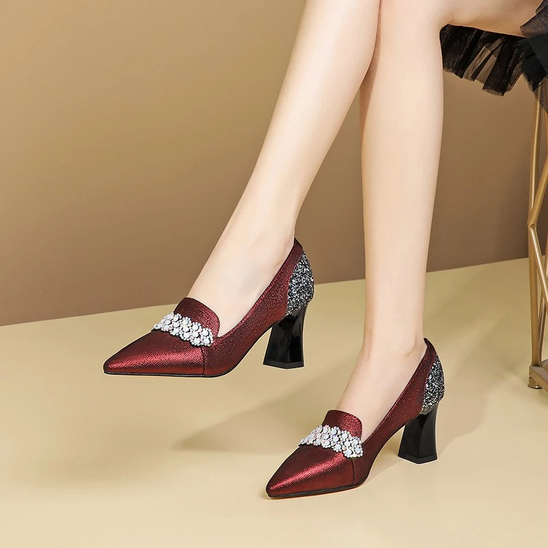 阔腿裤必备鞋百搭款轻奢鞋子本命年酒红色真皮鞋喜婆婆妈妈婚宴鞋