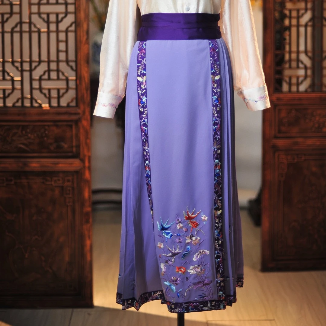 2103紫色马面半身裙