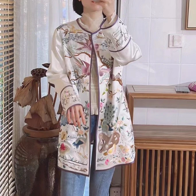 2190花鸟刺绣外套