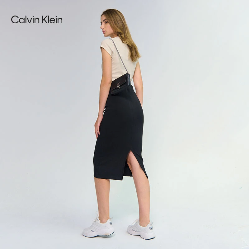CK女包通勤翻盖式简约字母信封包迷你手机挎包节日礼物DP1554