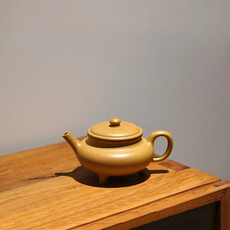 仓巴鹿人 三足圆鼎 黄金段泥 气窑 宜兴紫砂壶纯手工茶壶180cc