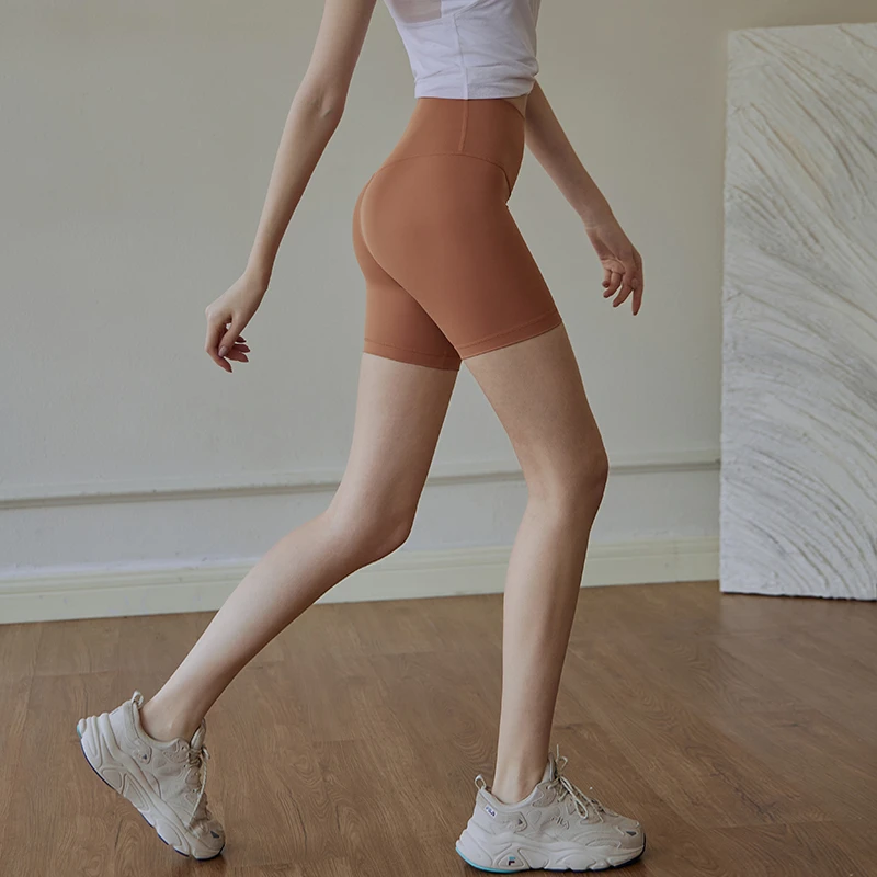 悠和裸感瑜伽裤女高腰提臀紧身健身服外穿跑步训练骑行运动短裤女