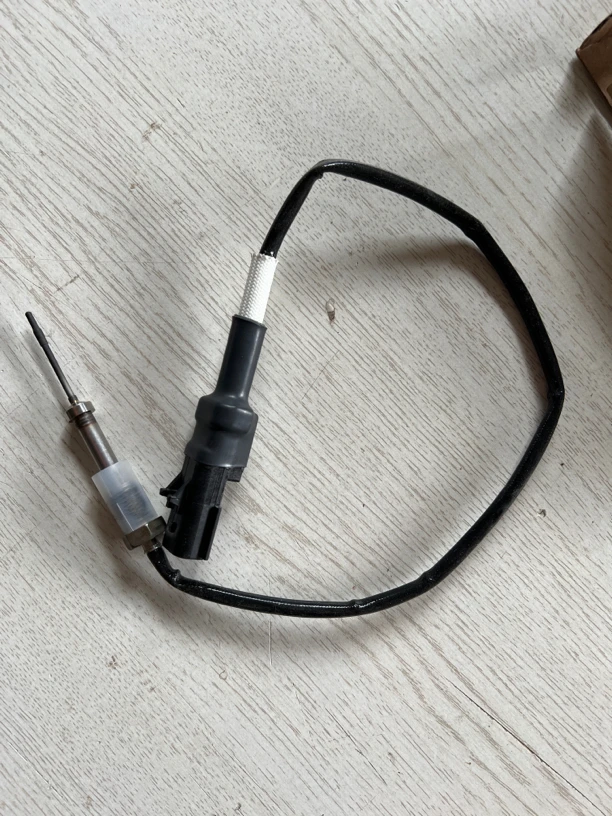 适用于新款戴姆勒欧曼GTL原厂排气后处理温度传感器EST尿素传感器