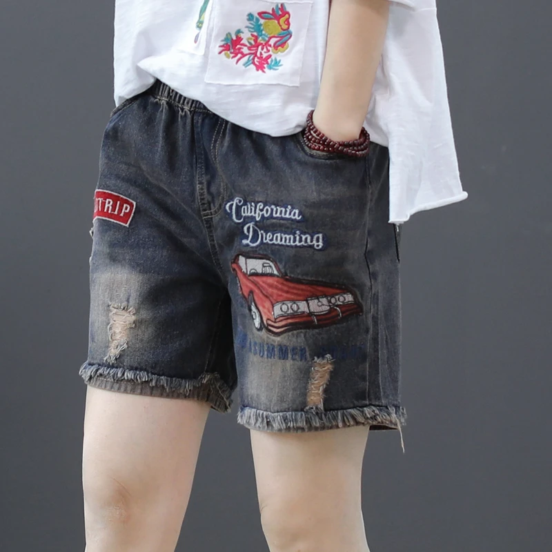 2025新款大码新中式民族风宽松牛仔裤女短裤刺绣破洞松紧高腰短裤