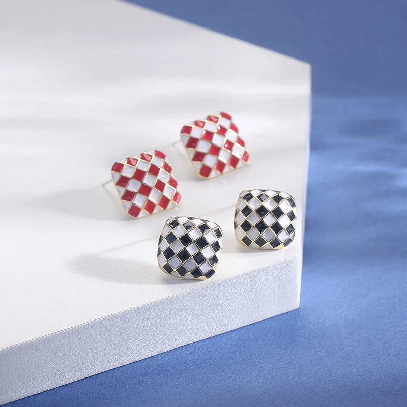 艳炟 铜合金耳饰 棋盘格耳钉时尚气质百搭简约日韩小众耳环耳饰女